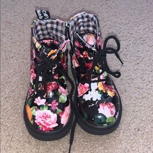 Toddler girl floral boots size 8